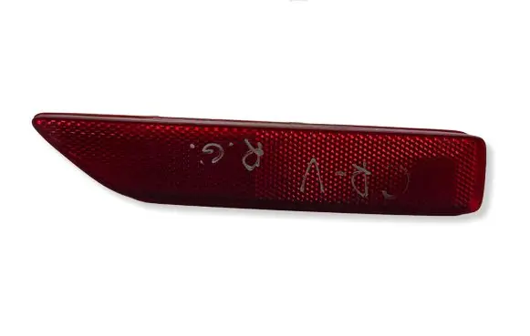 Honda CR-V Rear tail light reflector E4023241
