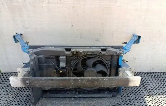 Peugeot 307 CC Radiator support slam panel