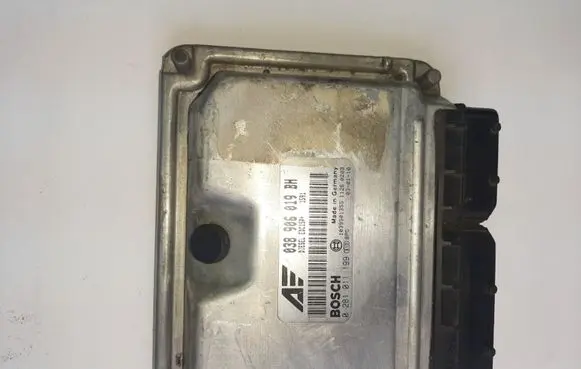 Volkswagen Sharan Engine control unit/module 0281011199 038906019BH