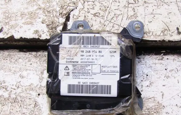 Peugeot 3008 II Airbag control unit/module 9824809680