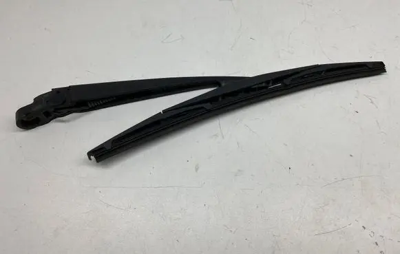 Mitsubishi Pajero Rear wiper blade 