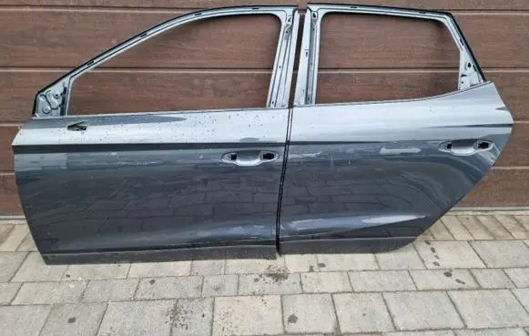 Seat Arona Rear door