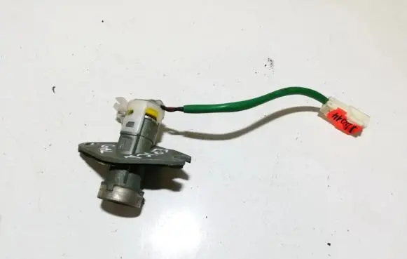 Chevrolet Epica Tailgate exterior lock 