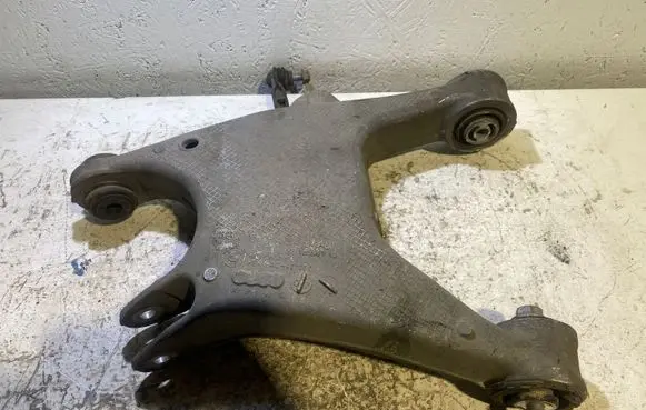 BMW 5 F10 F11 Rear upper control arm/wishbone 6784349