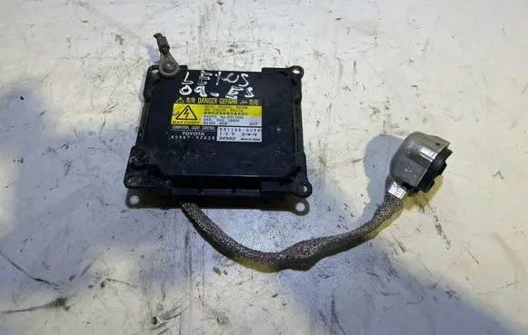 Lexus ES 250 - 300 - 330 Xenon control unit/module 8596752020 MAX25000V 031100