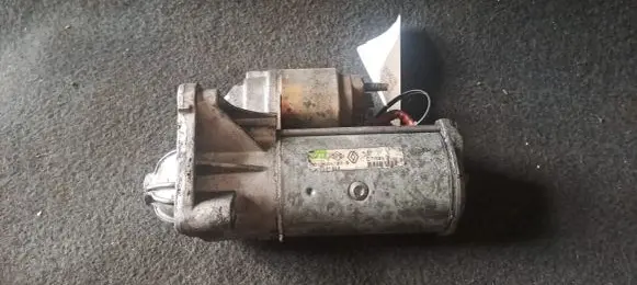 Renault Laguna II Starter motor D7R49