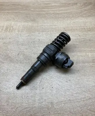 Volkswagen Sharan Fuel injector 038130073BP 0414720314