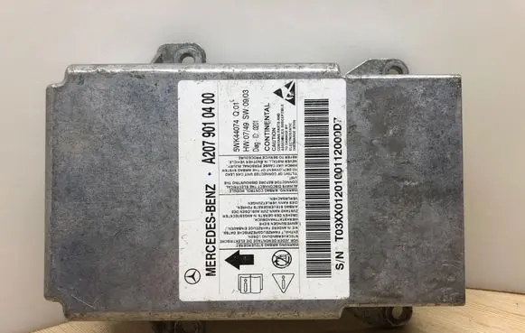 Mercedes-Benz E A207 Other control units/modules A2079010400 5WK44074