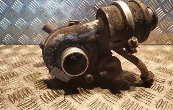 Mercedes-Benz A W169 Turbo 6400901380 A6400901380