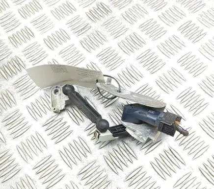 BMW 5 G60 G61 Rear air suspension level height sensor 6895466 6892223