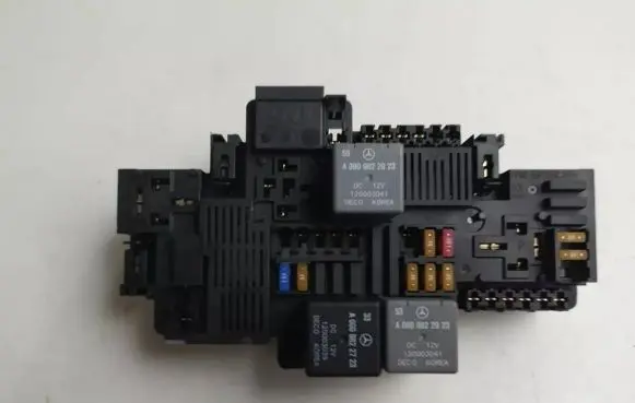 Mercedes-Benz E W213 Fuse box set A2139065706 58K616F00 192110265