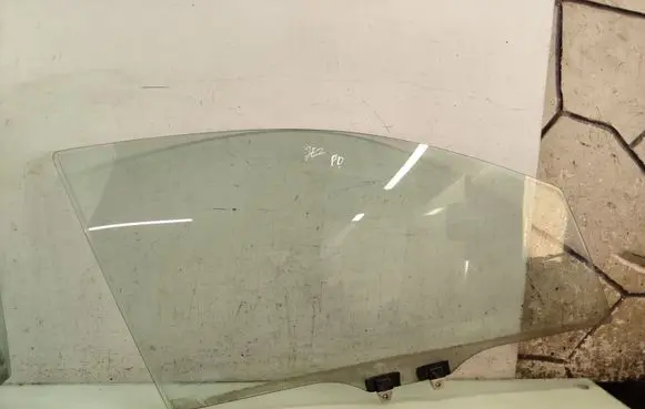 Honda Jazz Front door window glass four-door 