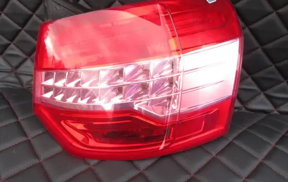 Citroen C5 Rear/tail lights 9681063680 28734E P8X7X13404A