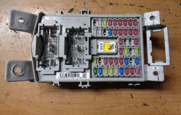Hyundai i20 (GB IB) Fuse module 91950C8560