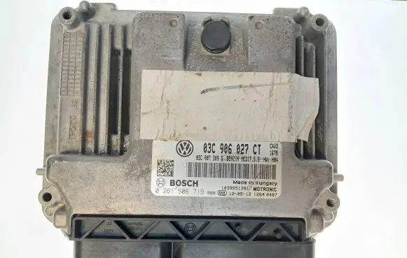 Volkswagen Golf VI Engine control unit/module 03C906027CT 0261S06719 03C907309G