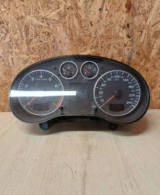 Audi A3 S3 8P Speedometer (instrument cluster) 8P0920900C