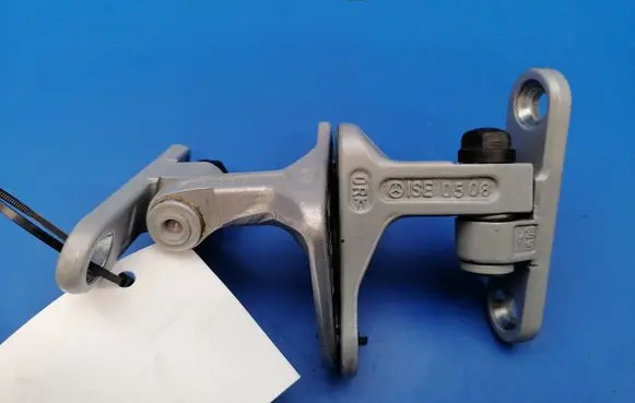 Front door hinge set