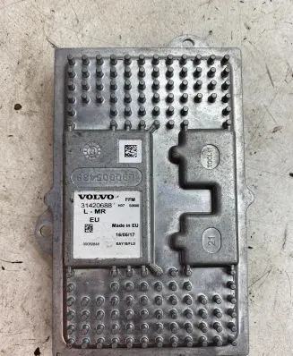 Volvo S90, V90 Headlight ballast module Xenon 31420688
