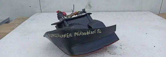 Mitsubishi Space Runner Rear/tail lights 23526556