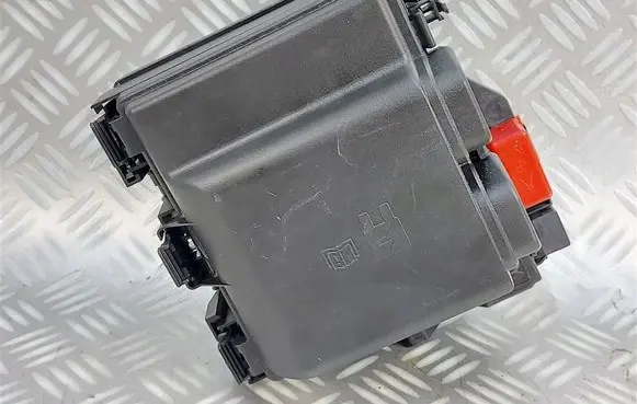 Ford Kuga III Fuse module LX6T14D068ECE
