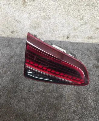 Volkswagen Golf VII Tailgate rear/tail lights 5G0945307Q