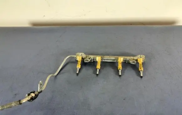 Toyota Verso Fuel main line pipe