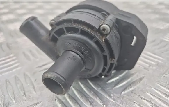 Mercedes-Benz E W212 Electric auxiliary coolant/water pump A0002010340