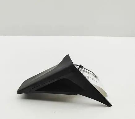 Dashboard glove box trim