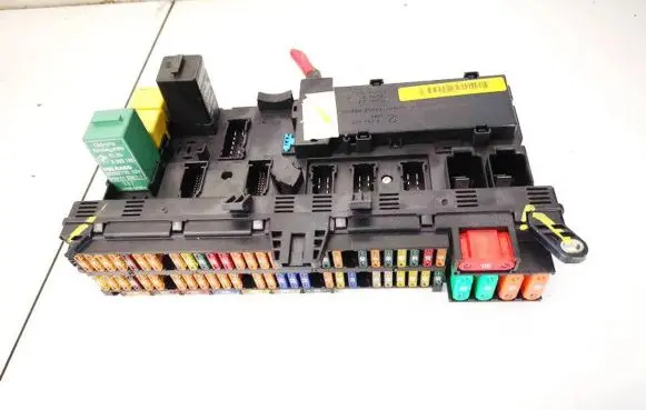 BMW X5 E53 Fuse box set 8380407