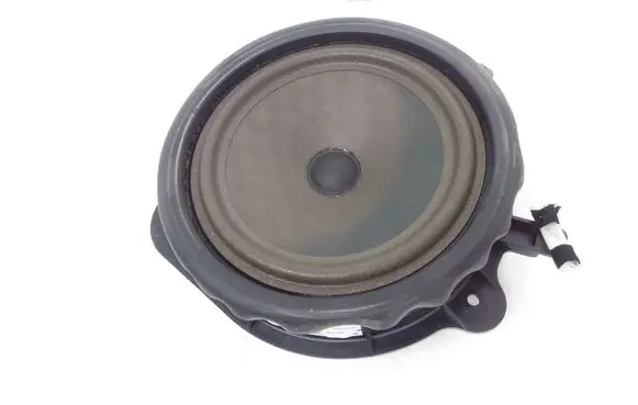 Audi A3 S3 A3 Sportback 8P Front door speaker 8P0035411