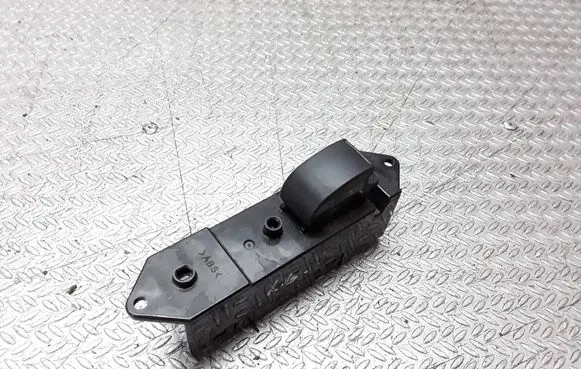 Mitsubishi Outlander Electric window control switch MR502238
