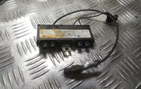 Citroen C6 Sound amplifier 41157808E