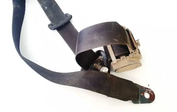 Dacia Logan I Front seatbelt a508366e755