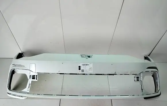 Volkswagen Golf VIII Front bumper 5H0807221