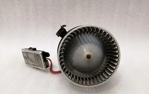 Mercedes-Benz C W205 Heater blower motor/fan resistor A2128200808