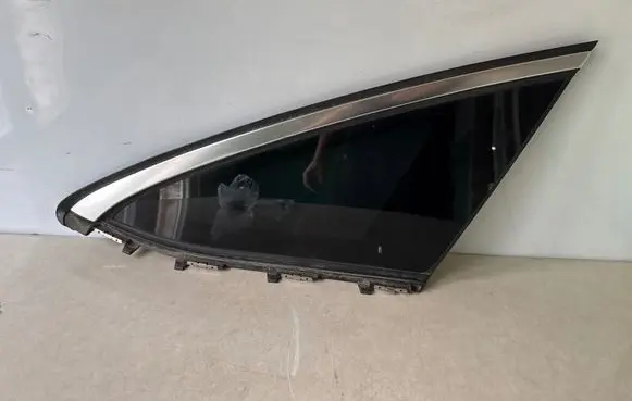 Mercedes-Benz GLE (W166 - C292) Rear side window A2926701000