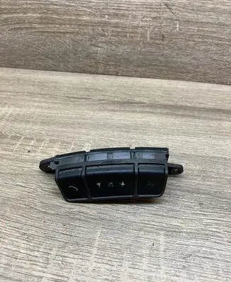 BMW 7 E65 E66 Steering wheel buttons/switches 6911585 09746700 555345000