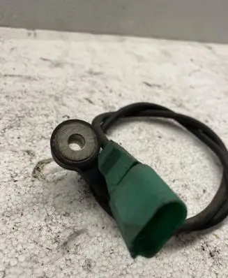 Audi A4 S4 B6 8E 8H Detonation knock sensor 07D905377