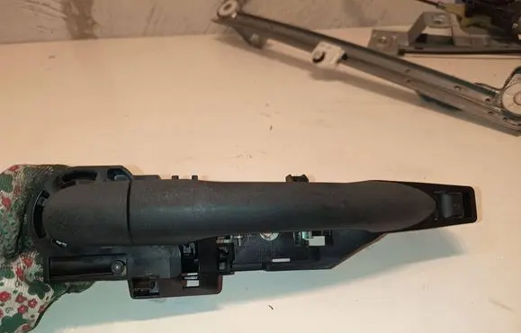 Renault Kangoo II Front door exterior handle 8200497590 242493 8000497591