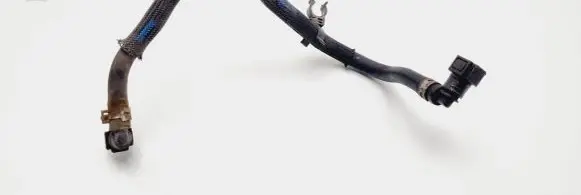 Suzuki Grand Vitara II Fuel line pipe