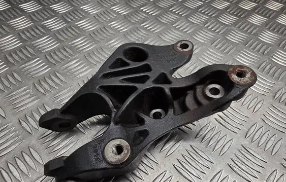Mini One - Cooper F56 F55 Engine mounting bracket 4853523