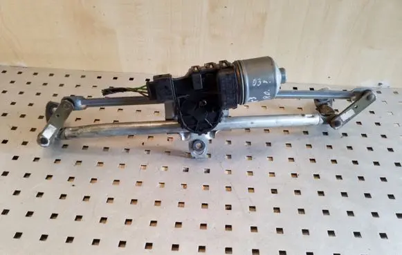 Audi A3 S3 8L Front wiper linkage and motor 1J1955113C 1J0955623A 1J0955325A