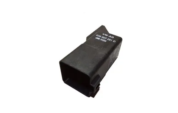 Seat Altea XL Glow plug pre-heat relay 038907281D