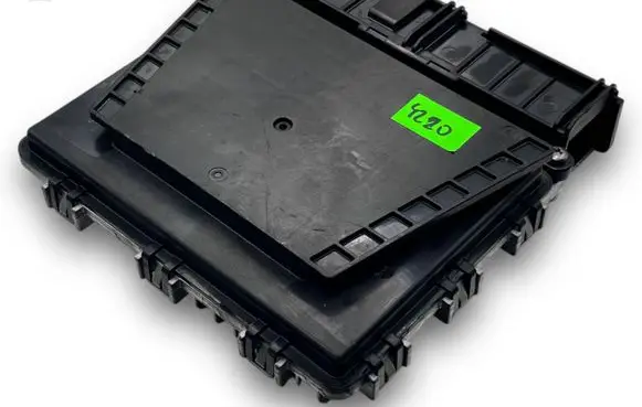 Mercedes-Benz S W223 Central body control module A4220 A0009007348