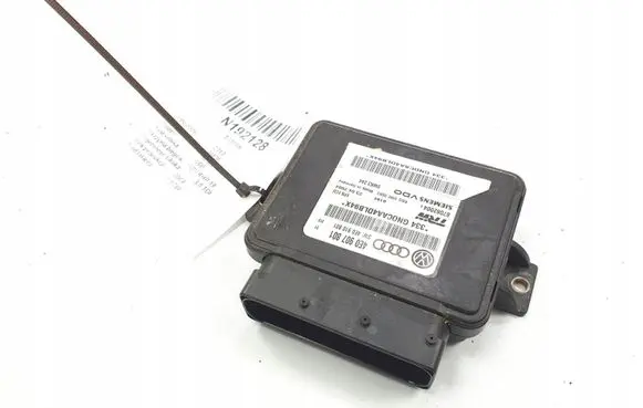 Audi A8 S8 D3 4E Rear brake EMF control unit/module 4E0907801
