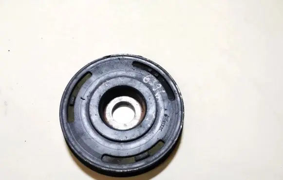 Citroen Xsara Picasso Crankshaft pulley 4132c