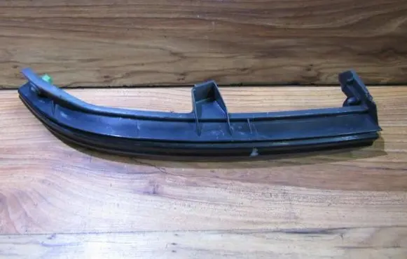 Opel Zafira A Under headlight/headlamp trim 90580651