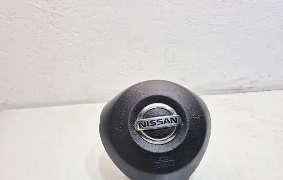 Nissan Rogue Steering wheel airbag 0589P1006299 Z77H8025276 PM6FL181250974