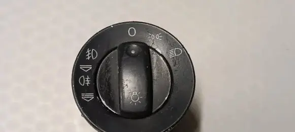 Audi A4 S4 B7 8E 8H Light switch 8E0941531A