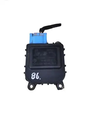 Audi A4 S4 B5 8D Air flap motor/actuator 8D1820511B 0132801149